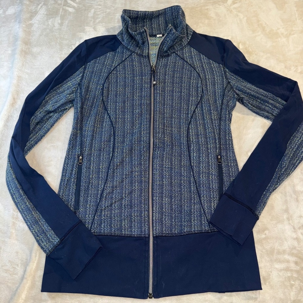 Lululemon Nice Asana Jacket
Ziggy Wee August Inkwell Zip Yoga Activewear 6/8